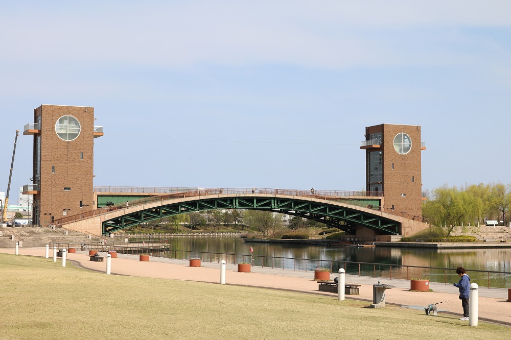 環水公園 周辺 駐車場