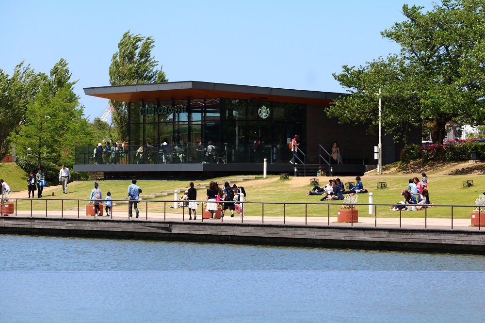 環水公園 富山県 スタバ